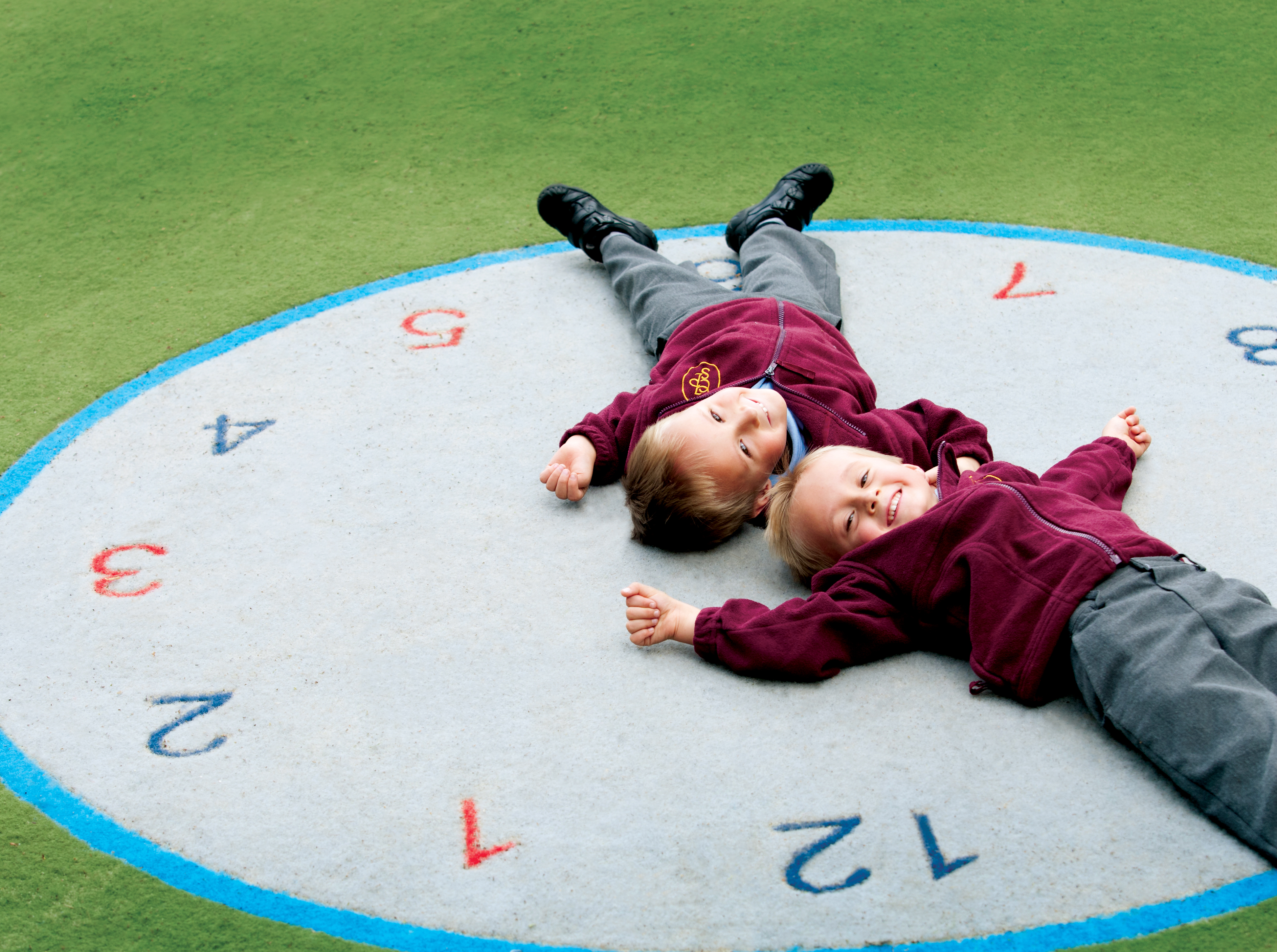 What's the time Mr. Wolf can be played on this synthetic surface